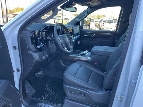 New 2026 Chevrolet Silverado 2500 LT image 7