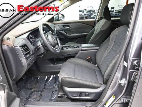 Used 2023 Nissan Rogue SV AWD/4WD image 14