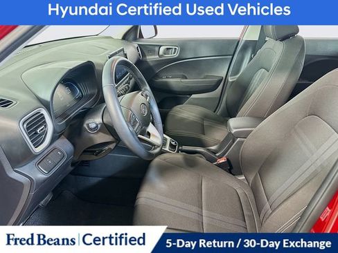 Certified 2023 Hyundai Venue SEL image 14
