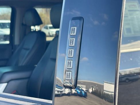 Used 2021 Ford F250 Lariat w/ Lariat Ultimate Package image 28
