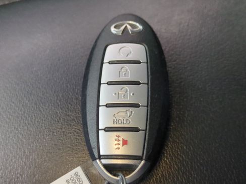 Used 2019 INFINITI QX50 Essential w/ Proassist Package image 32