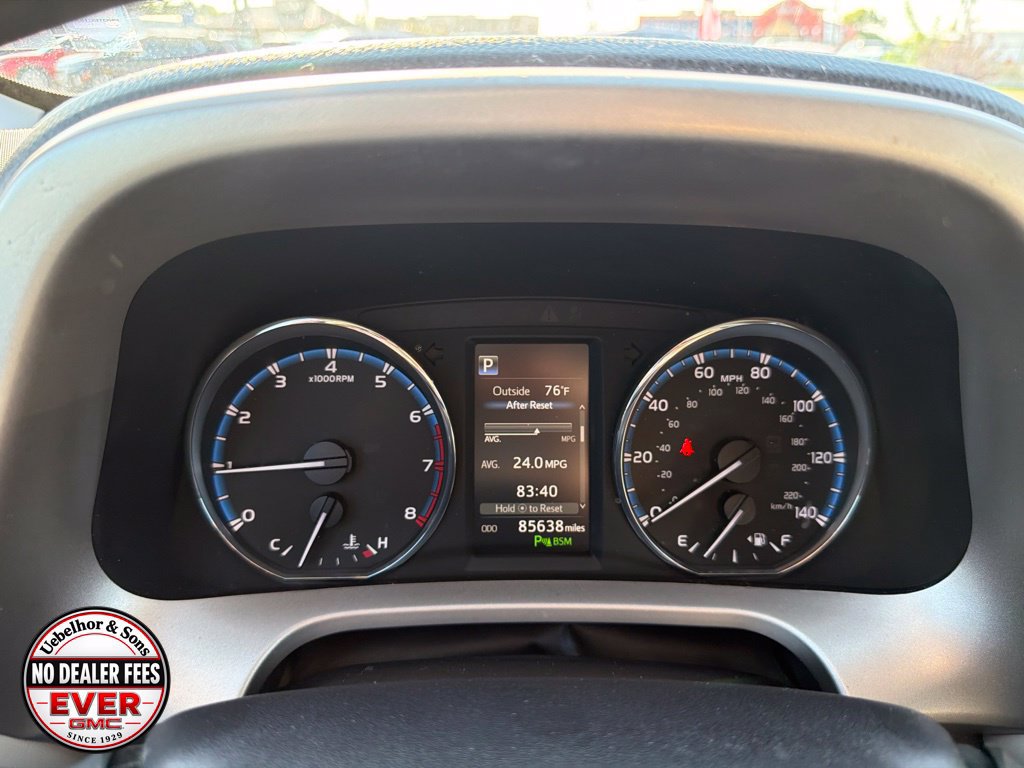 Used 2017 Toyota RAV4 Limited FWD image 28