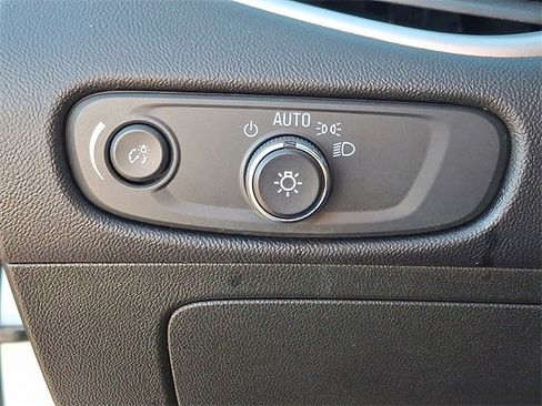 Used 2024 Chevrolet Malibu LT image 26