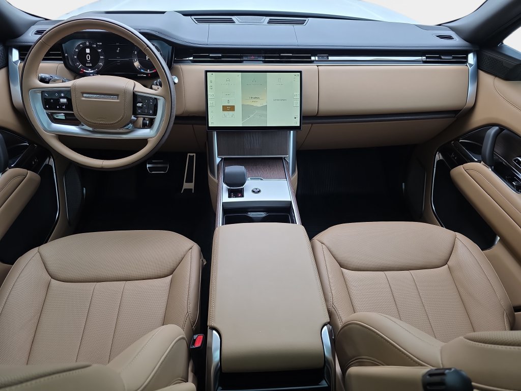 New 2026 Land Rover Range Rover Autobiography AWD/4WD image 9