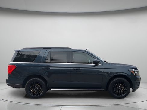 Certified 2023 Ford Expedition XLT RWD image 39