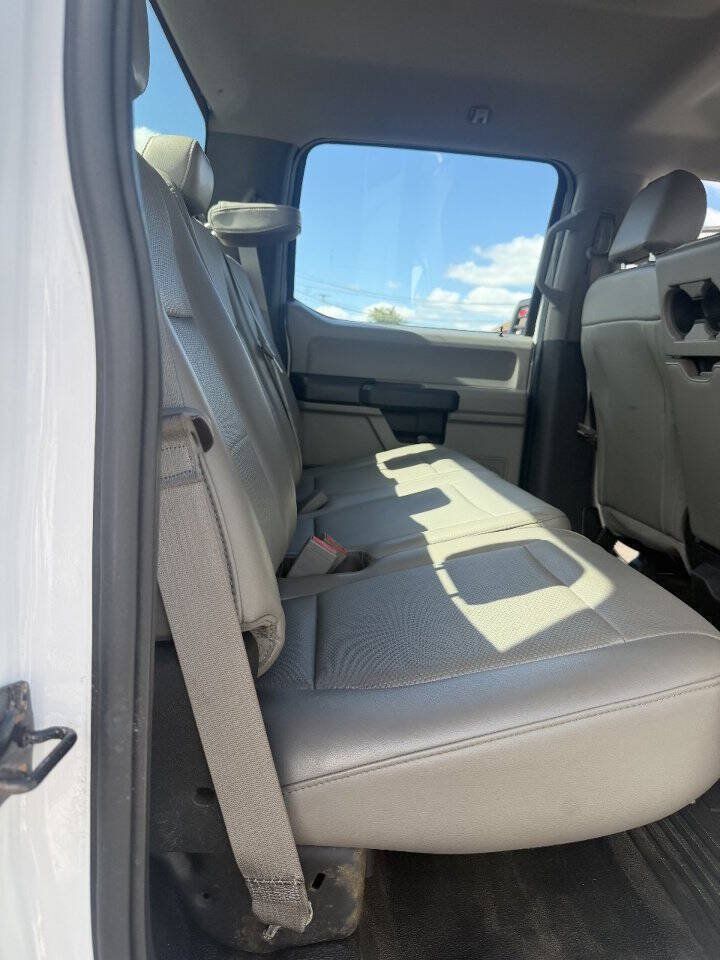Used 2018 Ford F350 XL AWD/4WD image 6