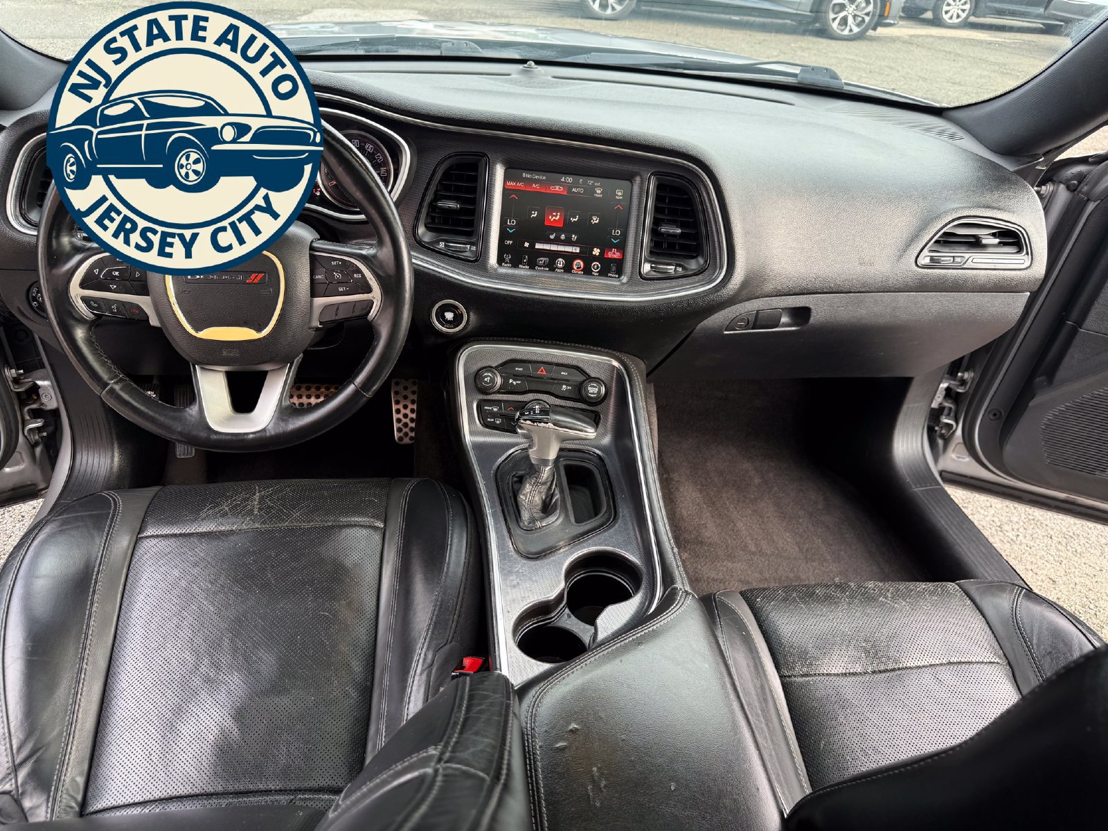 Used 2015 Dodge Challenger SXT Plus RWD image 6