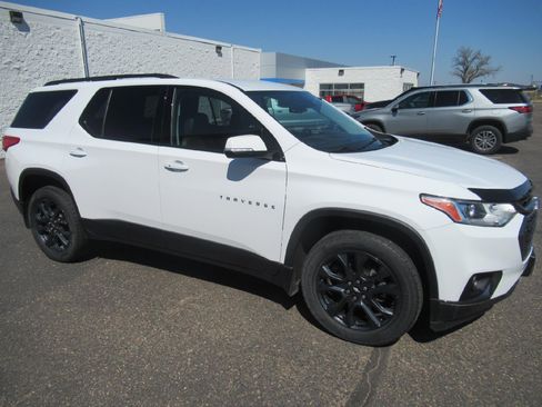 Used 2020 Chevrolet Traverse RS AWD/4WD image 3