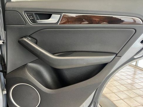 Used 2016 Audi Q5 2.0T Premium Plus w/ Technology Package image 35