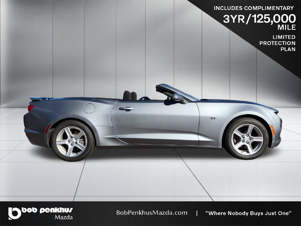 Used 2023 Chevrolet Camaro LT RWD image 32