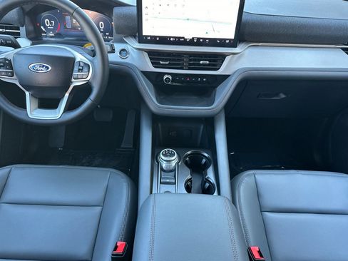 New 2026 Ford Explorer Active w/ Active Comfort Package image 13