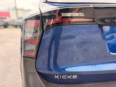 Used 2026 Nissan Kicks SV FWD image 29