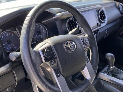 Used 2021 Toyota Tacoma SR5 image 8