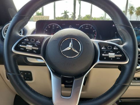 Certified 2022 Mercedes-Benz GLB 250 GLB 250 image 30