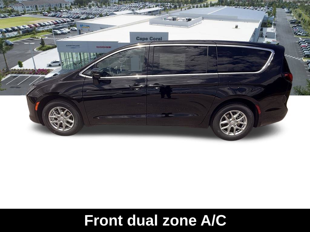 New 2027 Chrysler Pacifica Select w/ Family Tech Group FWD image 6