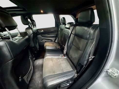 Used 2019 Jeep Grand Cherokee Altitude image 24