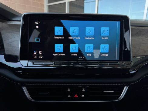 Used 2024 Volkswagen Atlas SE w/ Panoramic Sunroof Package image 20