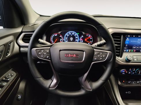 Used 2023 GMC Acadia AT4 w/ Technology Package image 18