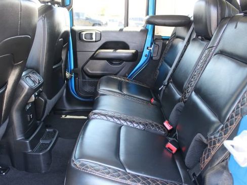 Used 2023 Jeep Wrangler Unlimited Sahara AWD/4WD image 42