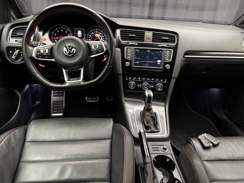 Used 2017 Volkswagen GTI Autobahn image 16