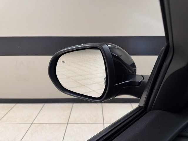 Used 2025 Buick Encore GX Preferred FWD image 17