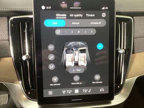 New 2026 Volvo XC90 T8 Plus w/ Protection Package Premier image 24