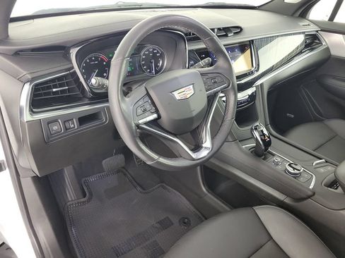 Certified 2023 Cadillac XT6 Premium Luxury FWD image 20