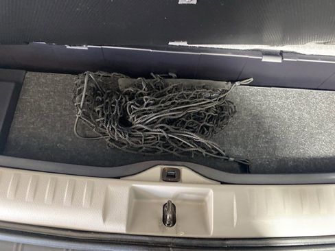 Used 2010 Toyota Highlander Limited image 30