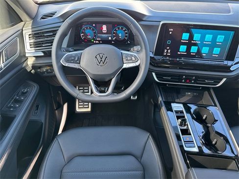 New 2026 Volkswagen Atlas Cross Sport SEL R-Line image 30