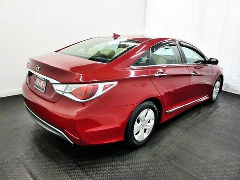 Used 2012 Hyundai Sonata Hybrid image 6
