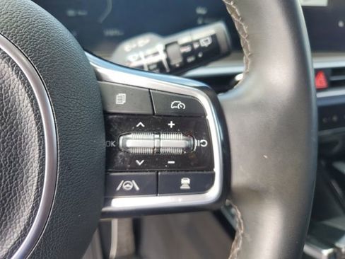 Certified 2024 Kia Sorento SX FWD image 24