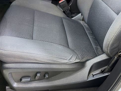 Used 2018 Chevrolet Silverado 1500 LT w/ Texas Edition image 21