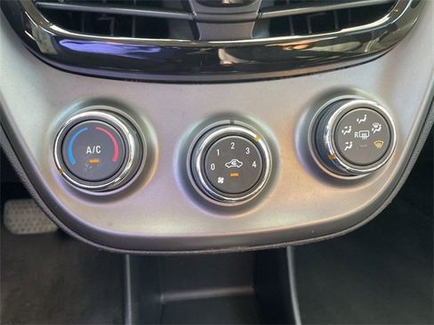 Used 2021 Chevrolet Spark LT image 32