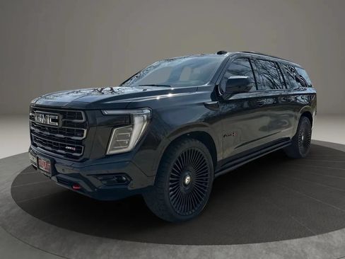Used 2025 GMC Yukon XL AT4 Ultimate AWD/4WD image 1