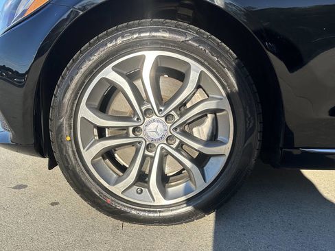 Used 2016 Mercedes-Benz C 300 4MATIC Sedan w/ Premium 1 Package image 10