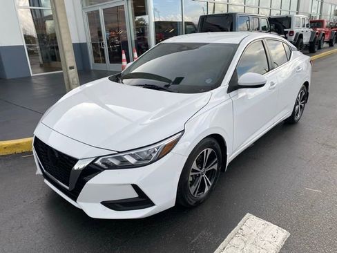 Used 2022 Nissan Sentra SV image 4