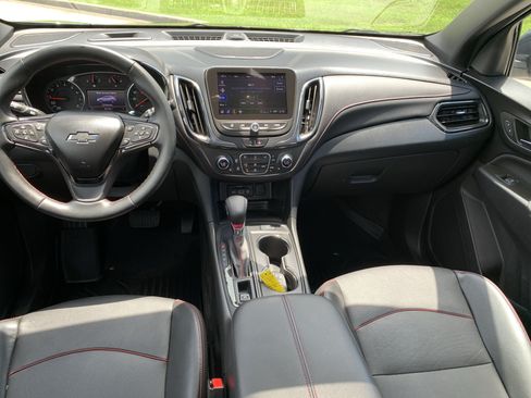 Used 2023 Chevrolet Equinox RS w/ RS Leather Package FWD image 28