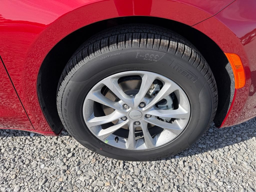 New 2027 Chrysler Pacifica Select FWD image 35