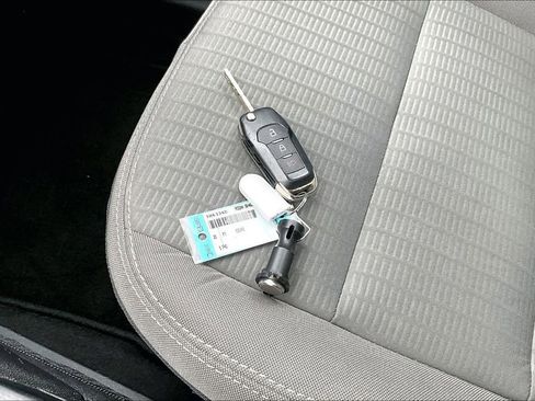 Used 2020 Ford Escape S image 26