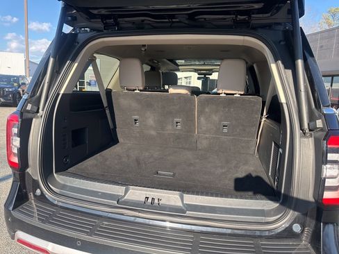 Used 2024 Ford Expedition Max Limited image 29