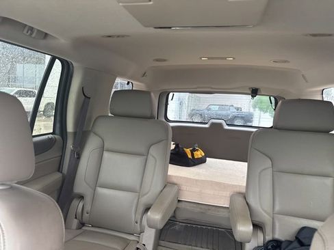 Used 2018 GMC Yukon SLT w/ Open Road Package AWD/4WD image 5