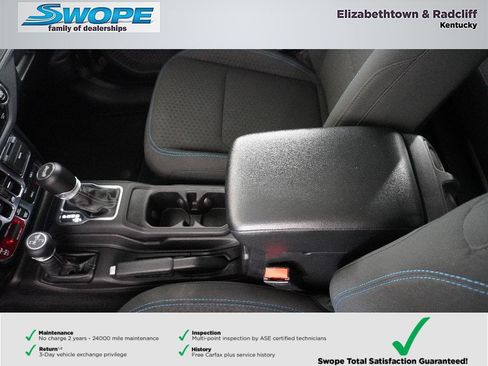 Used 2024 Jeep Wrangler Unlimited Rubicon 4xe image 27