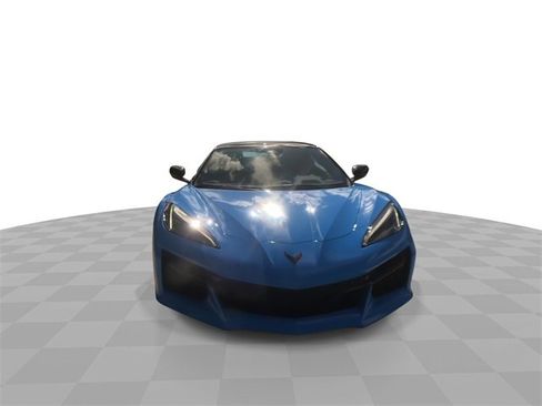 Used 2025 Chevrolet Corvette Z06 image 4