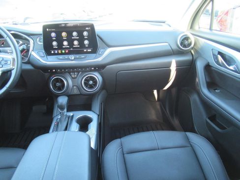 Used 2023 Chevrolet Blazer LT FWD image 13