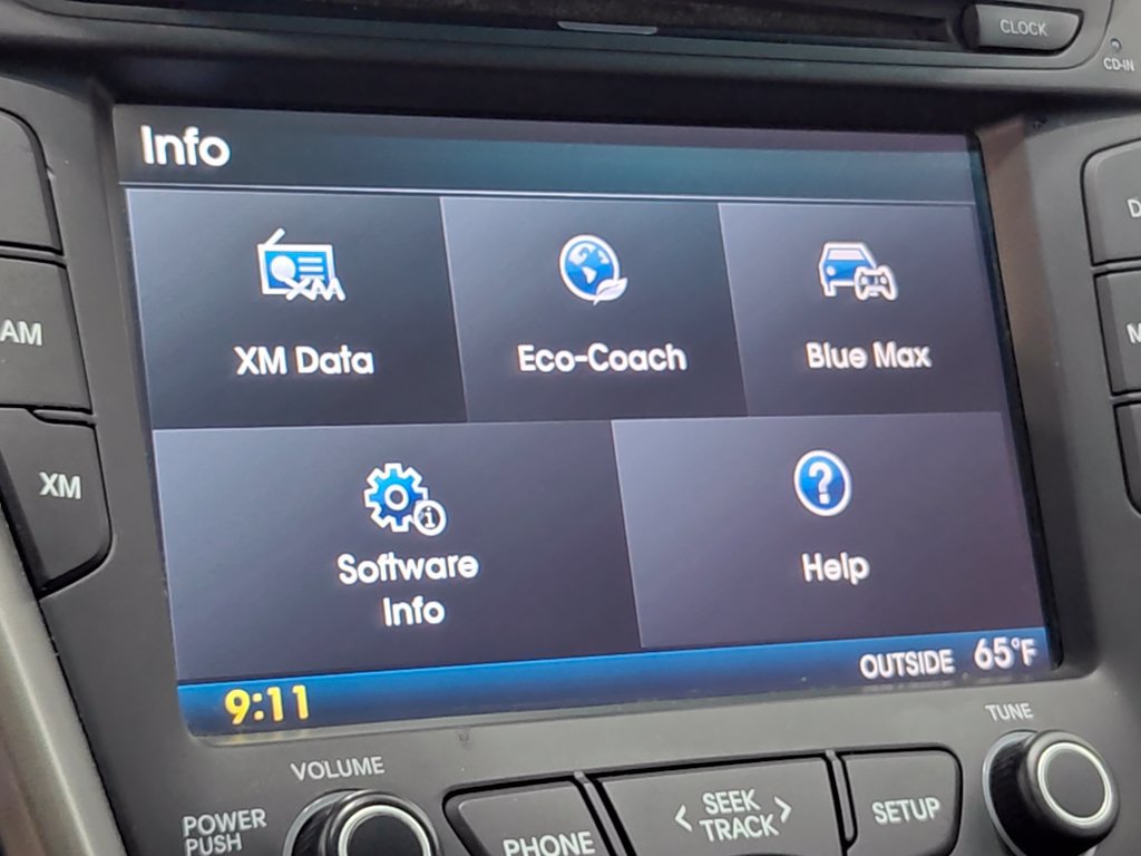 Used 2016 Hyundai Veloster w/ Option Group 02 FWD image 27