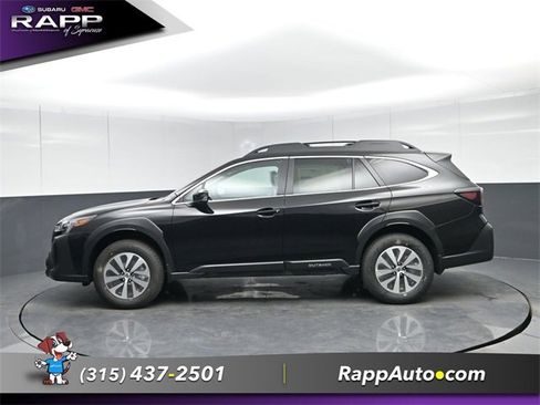 Used 2025 Subaru Outback Premium image 4