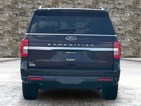 Used 2023 Ford Expedition XLT AWD/4WD image 5
