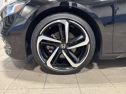 Used 2020 Honda Accord Sport image 10
