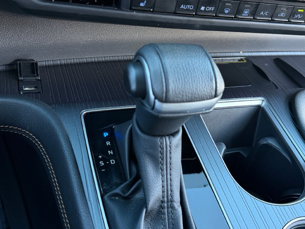 Used 2024 Toyota Sienna XLE Woodland Edition AWD/4WD image 25