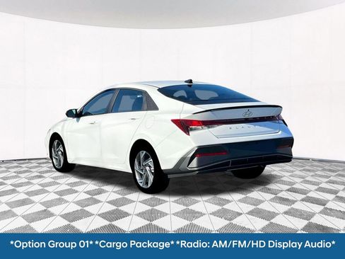 Used 2025 Hyundai Elantra Sport w/ Cargo Package image 9